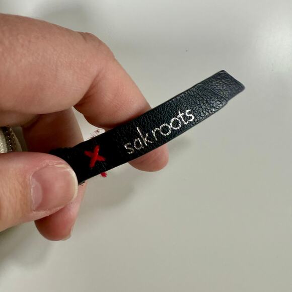 3/$20 Sakroots Coated Canvas Multicolor Flower Zip-Around Wallet Birds Boho - Picture 3 of 8